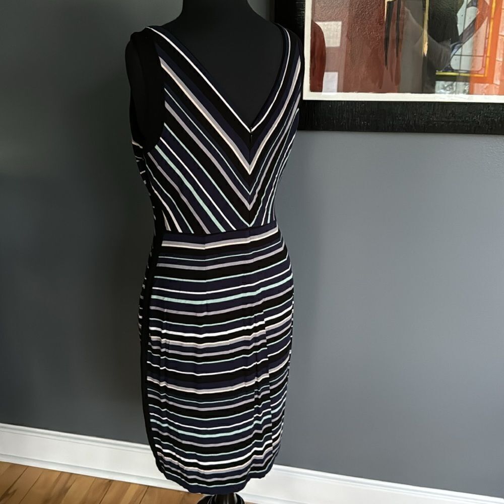 White House Black Market stripe stretch jersey lined tank style V back sheath - Picture 7 of 9